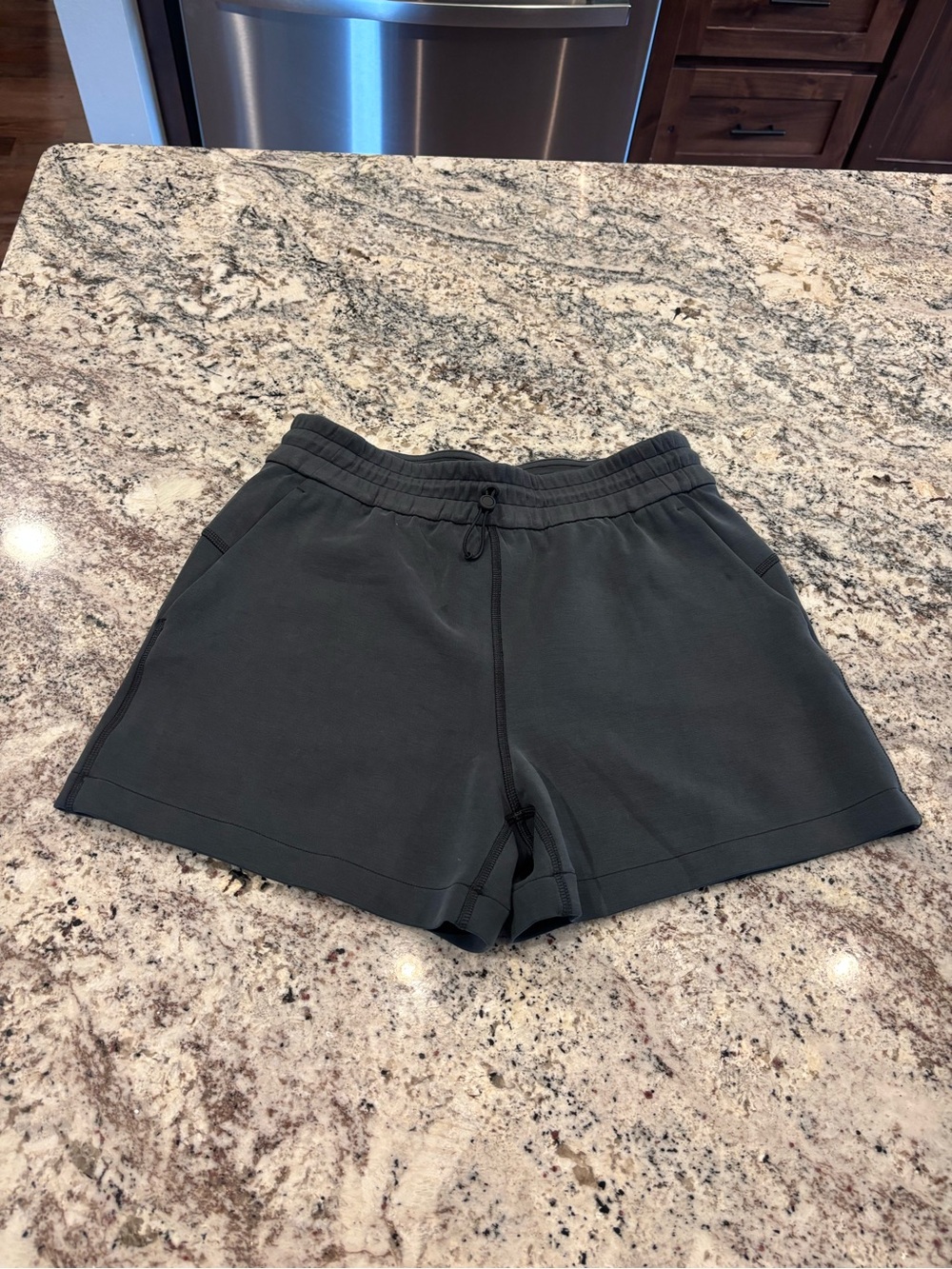 Women’s Lululemon Drawstring Lounge Shorts — Charcoal black